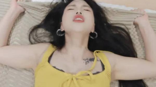 多体位调教风韵犹存的寂寞表嫂-梦琴